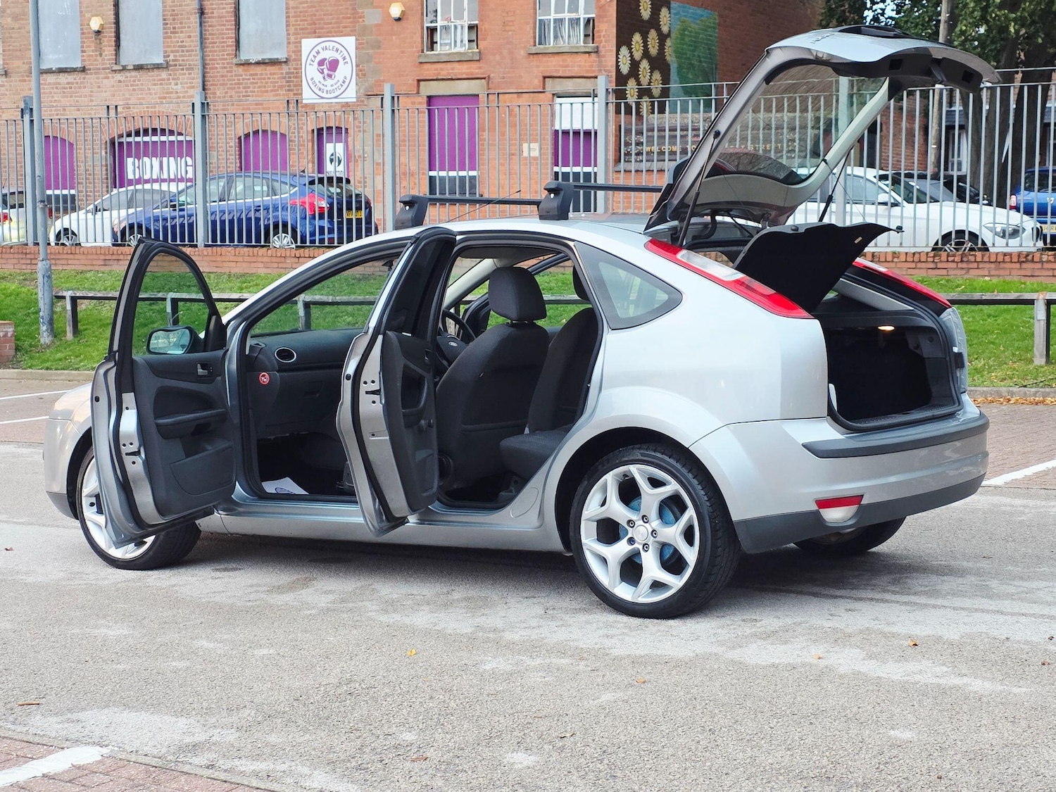 Used Ford Focus 2005 for sale - 76360222: Photo 18
