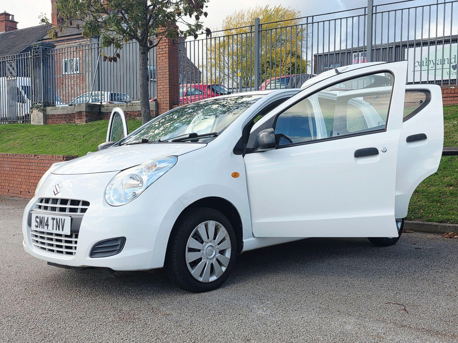 Used Suzuki Alto 2014 for sale - 76360720: Photo 31