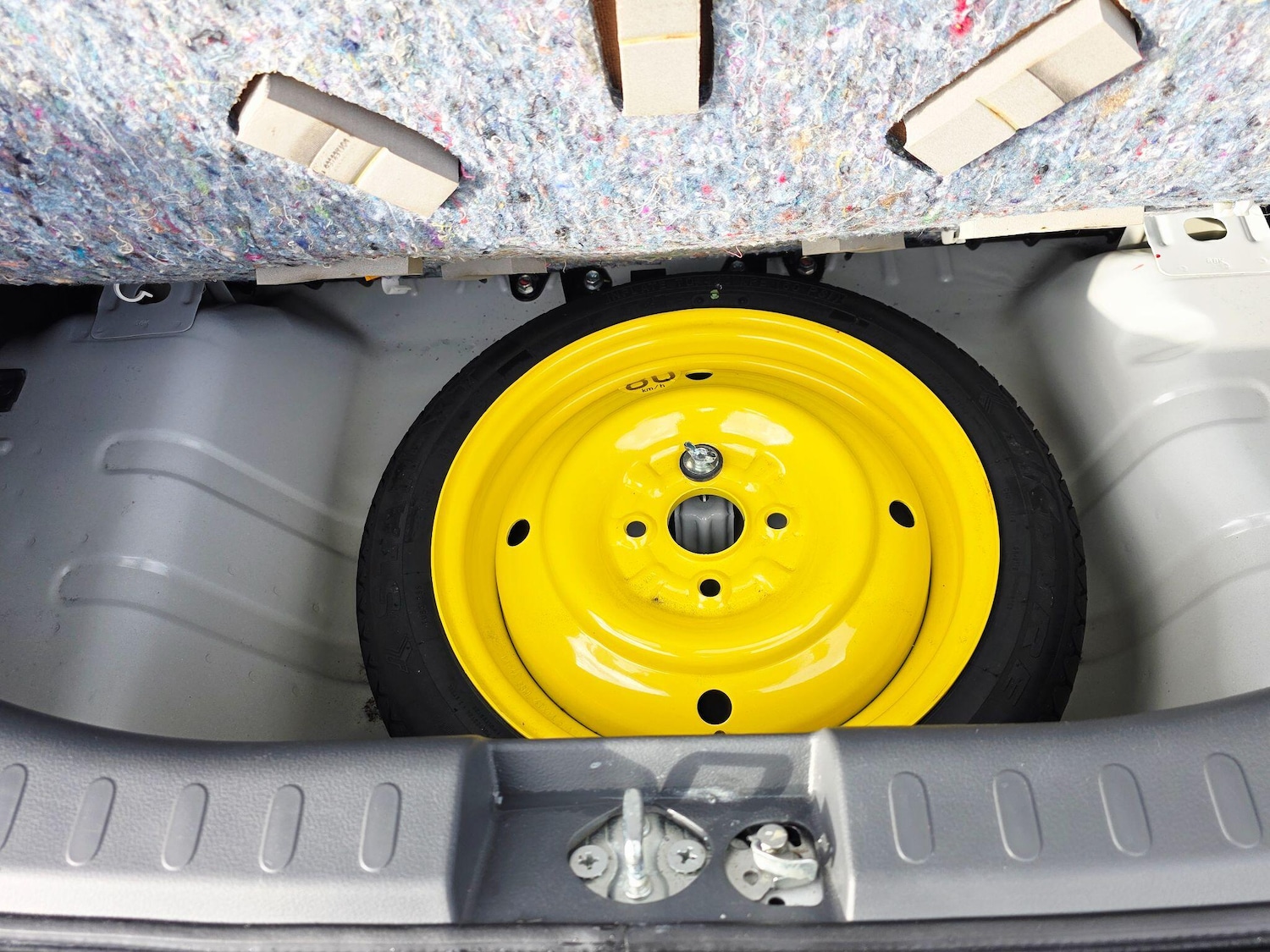 Used Suzuki Alto 2014 for sale - 76360720: Photo 32