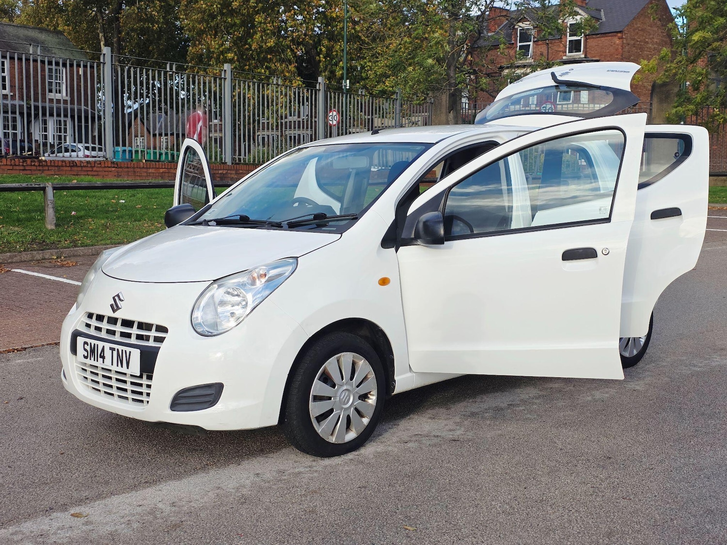 Used Suzuki Alto 2014 for sale - 76360720: Photo 7