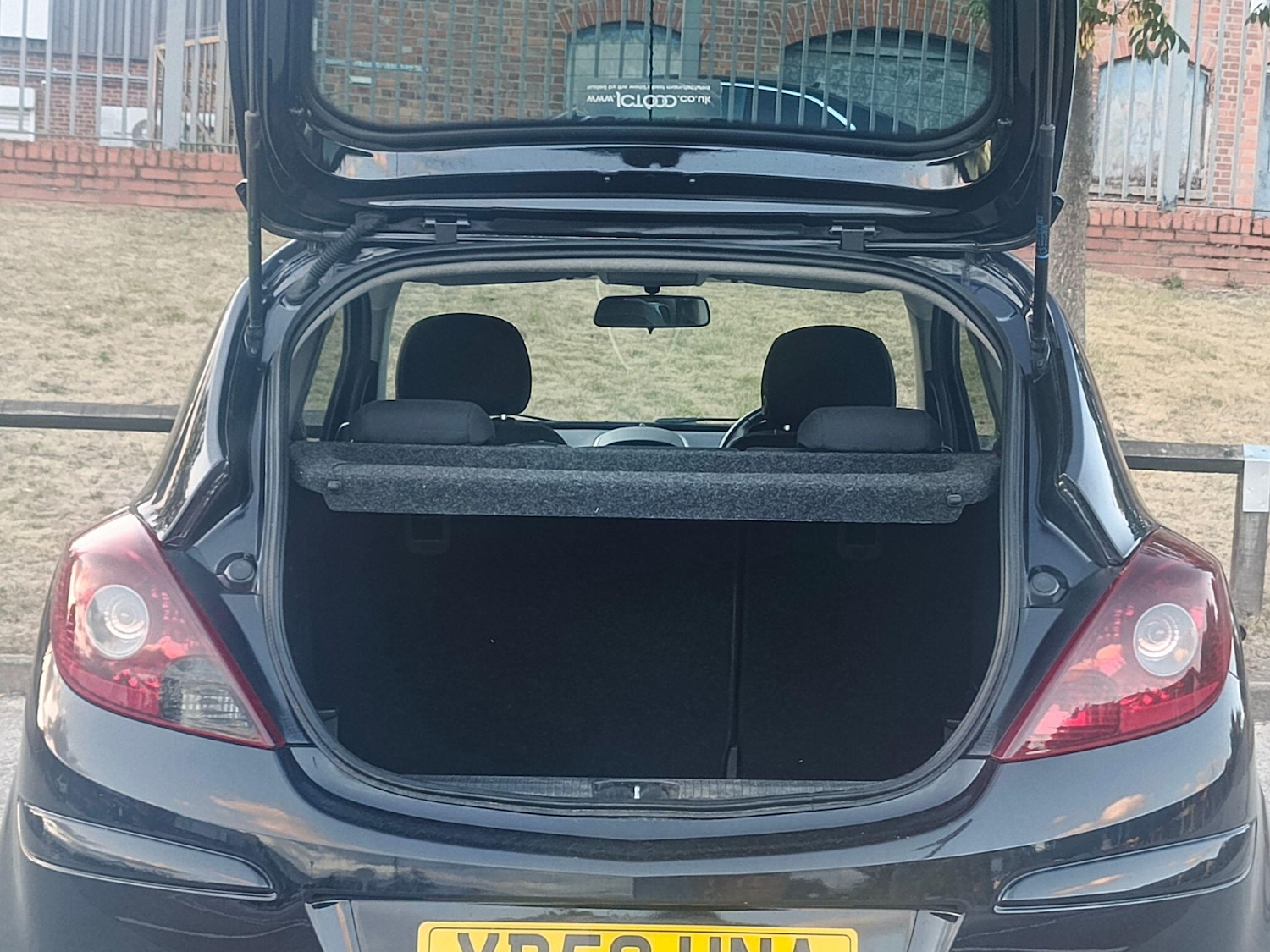 Vehicle 28