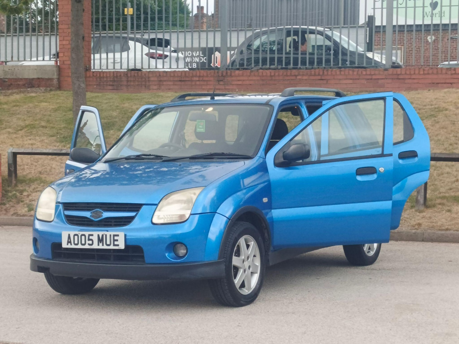 Used Suzuki Ignis 2005 for sale - 76095003: Photo 11