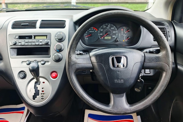 Used Honda Civic 2002 for sale - 76215523: Photo 10
