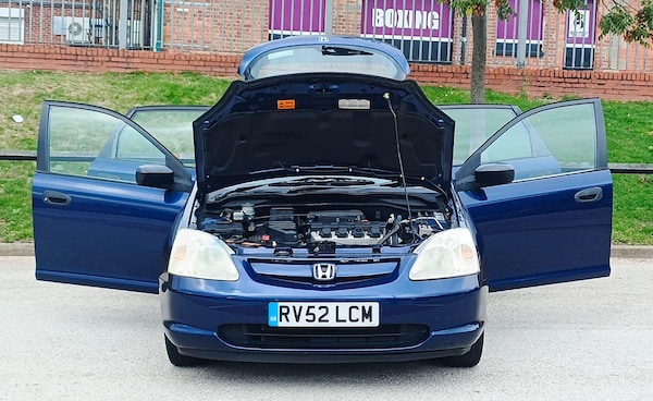 Used Honda Civic 2002 for sale - 76215523: Photo 14