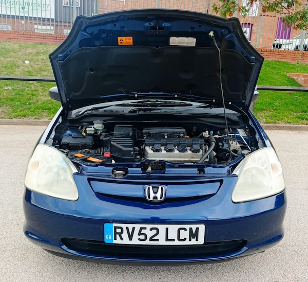 Used Honda Civic 2002 for sale - 76215523: Photo 17