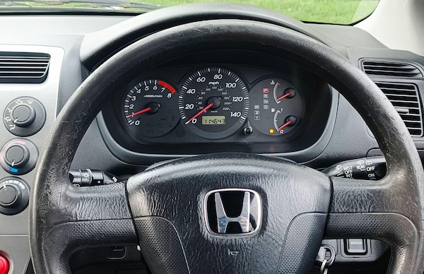 Used Honda Civic 2002 for sale - 76215523: Photo 23