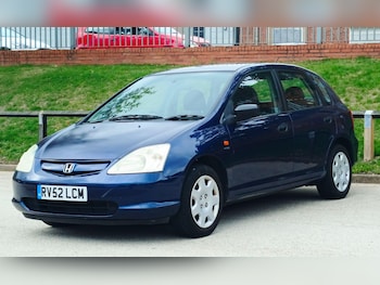 Used Honda Civic 2002 for sale - 76215523: Photo 2