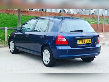 Used Honda Civic 2002 for sale - 76215523: Photo 4
