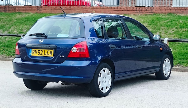 Used Honda Civic 2002 for sale - 76215523: Photo 5