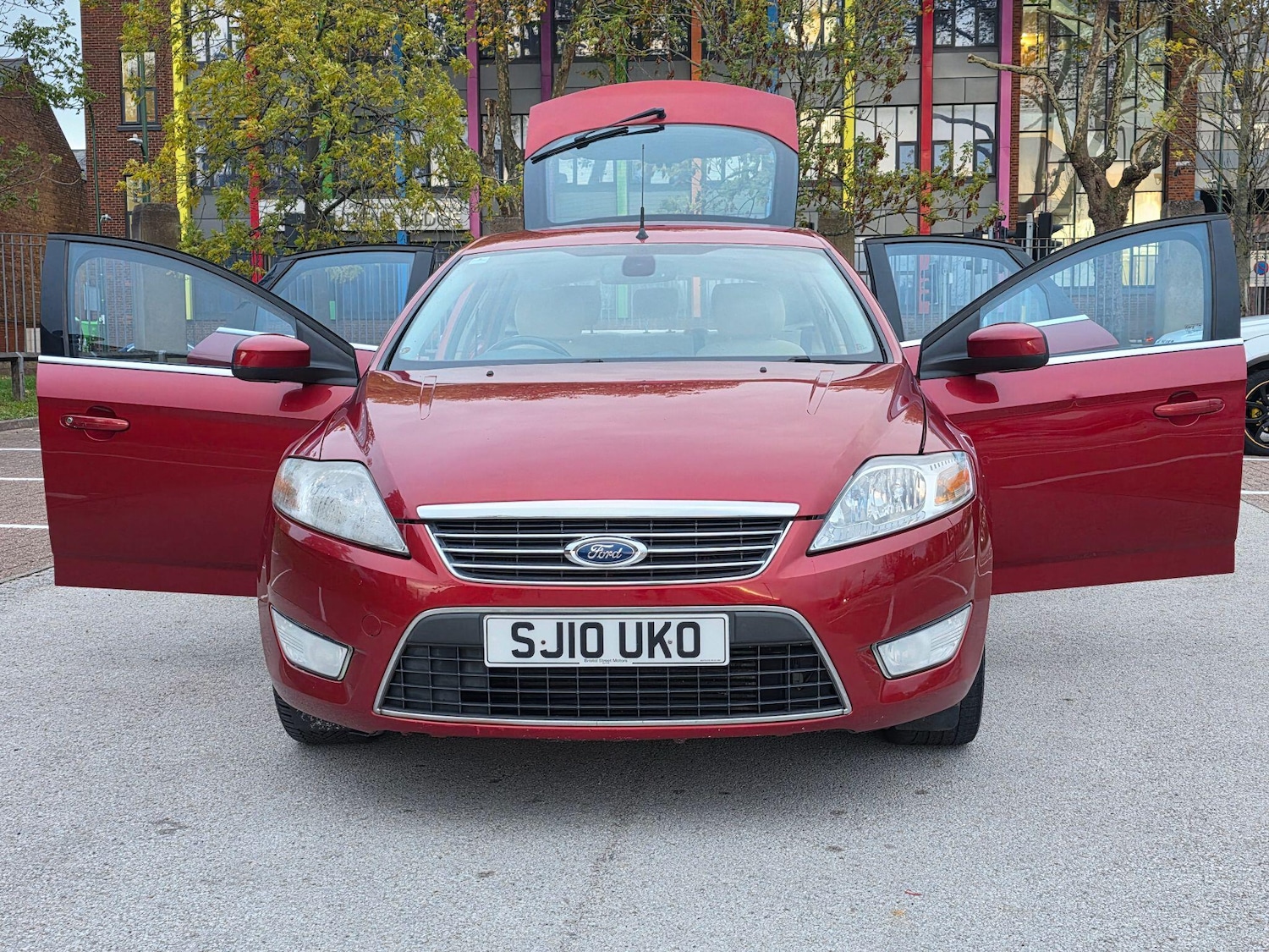 Used Ford Mondeo 2010 for sale - 76441202: Photo 11