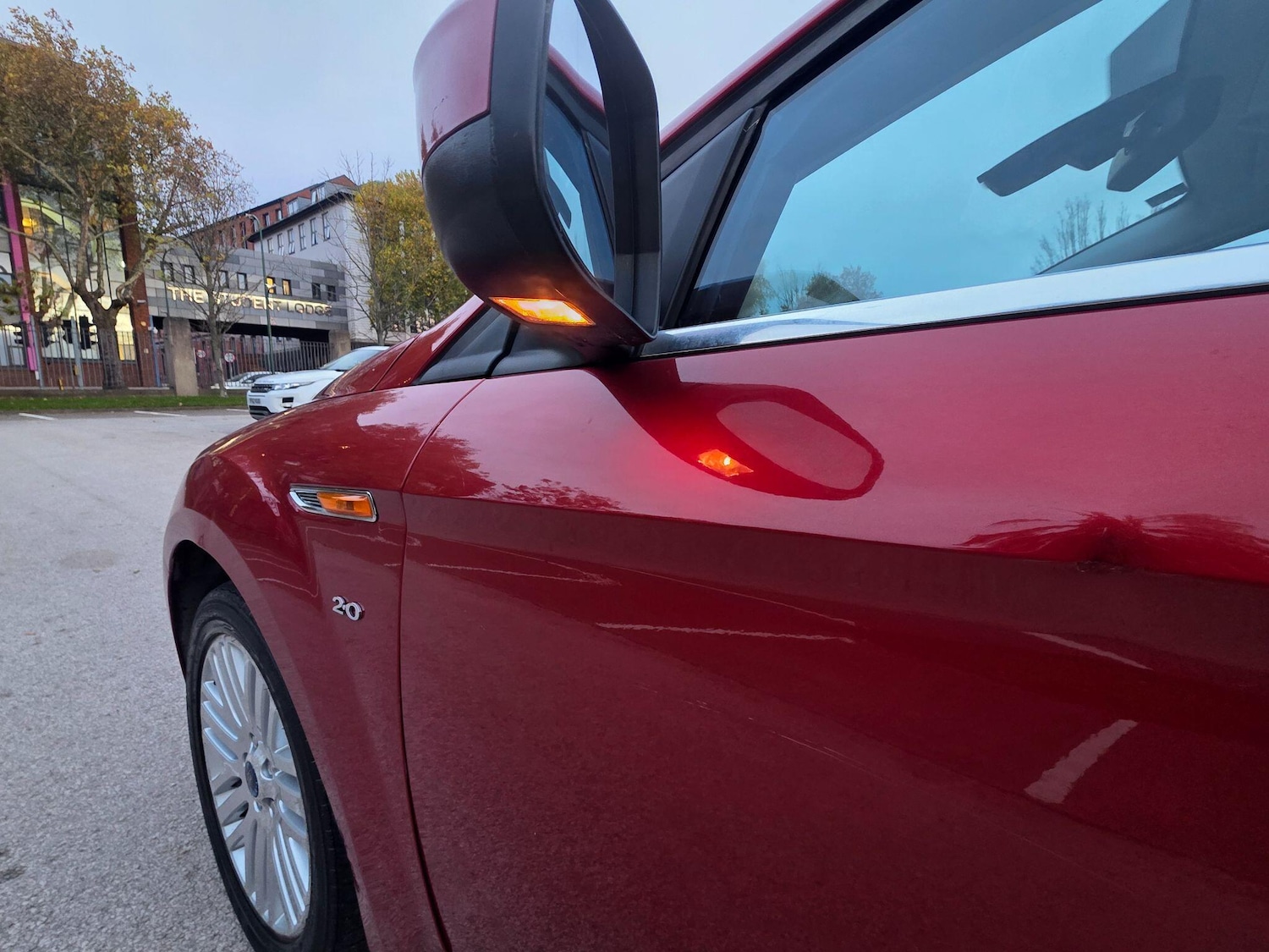 Used Ford Mondeo 2010 for sale - 76441202: Photo 32