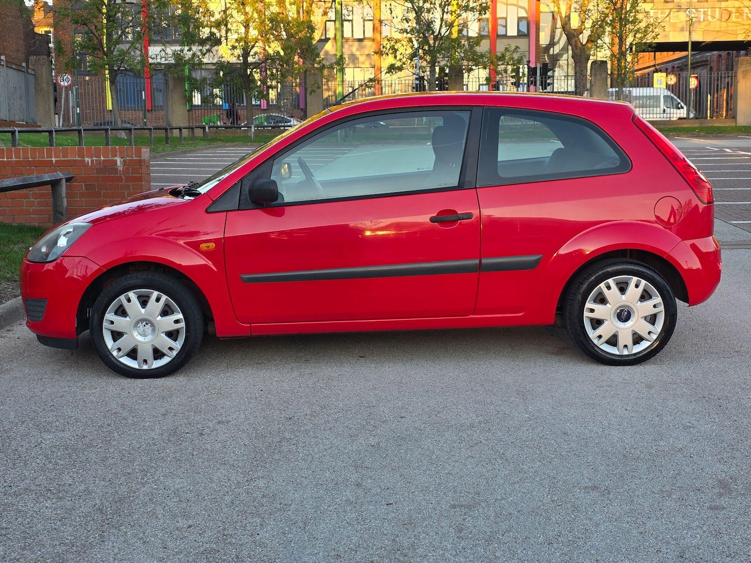 Used Ford Fiesta 2006 for sale - 76121920: Photo 26