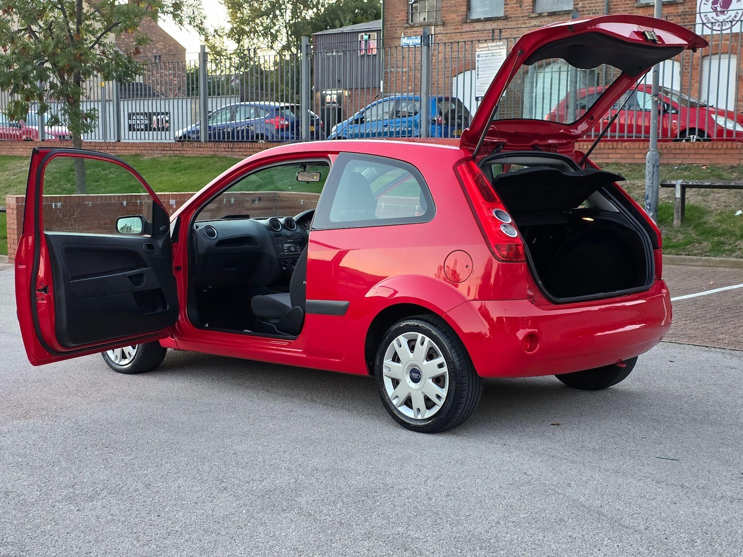 Used Ford Fiesta 2006 for sale - 76121920: Photo 33