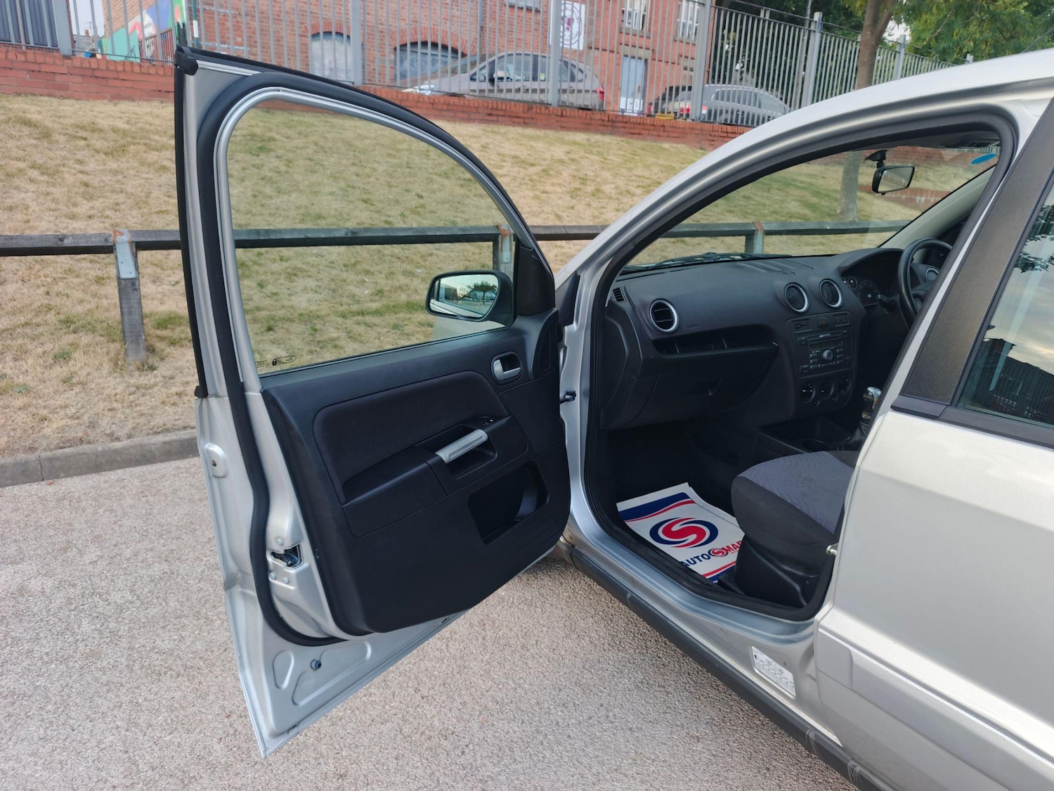 Vehicle 28