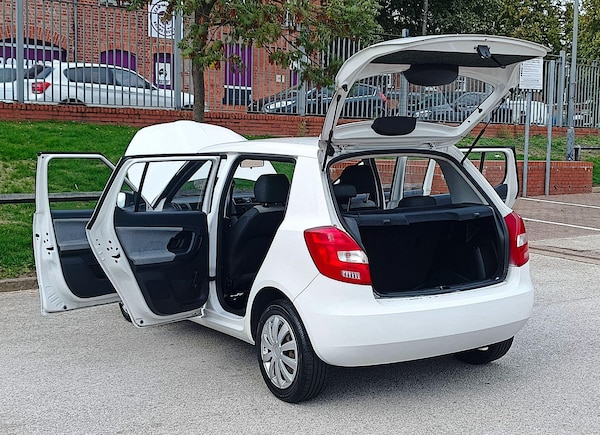 Used Skoda Fabia 2010 for sale - 76238925: Photo 18