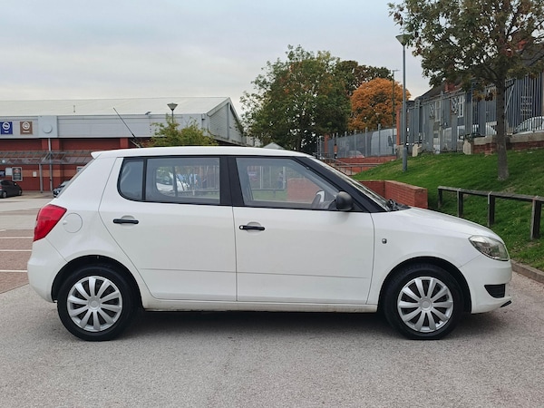 Used Skoda Fabia 2010 for sale - 76238925: Photo 30