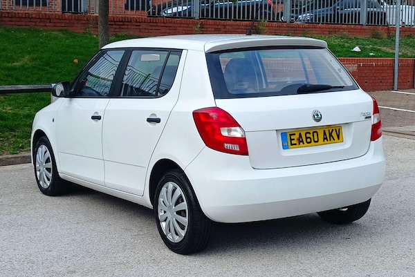Used Skoda Fabia 2010 for sale - 76238925: Photo 5