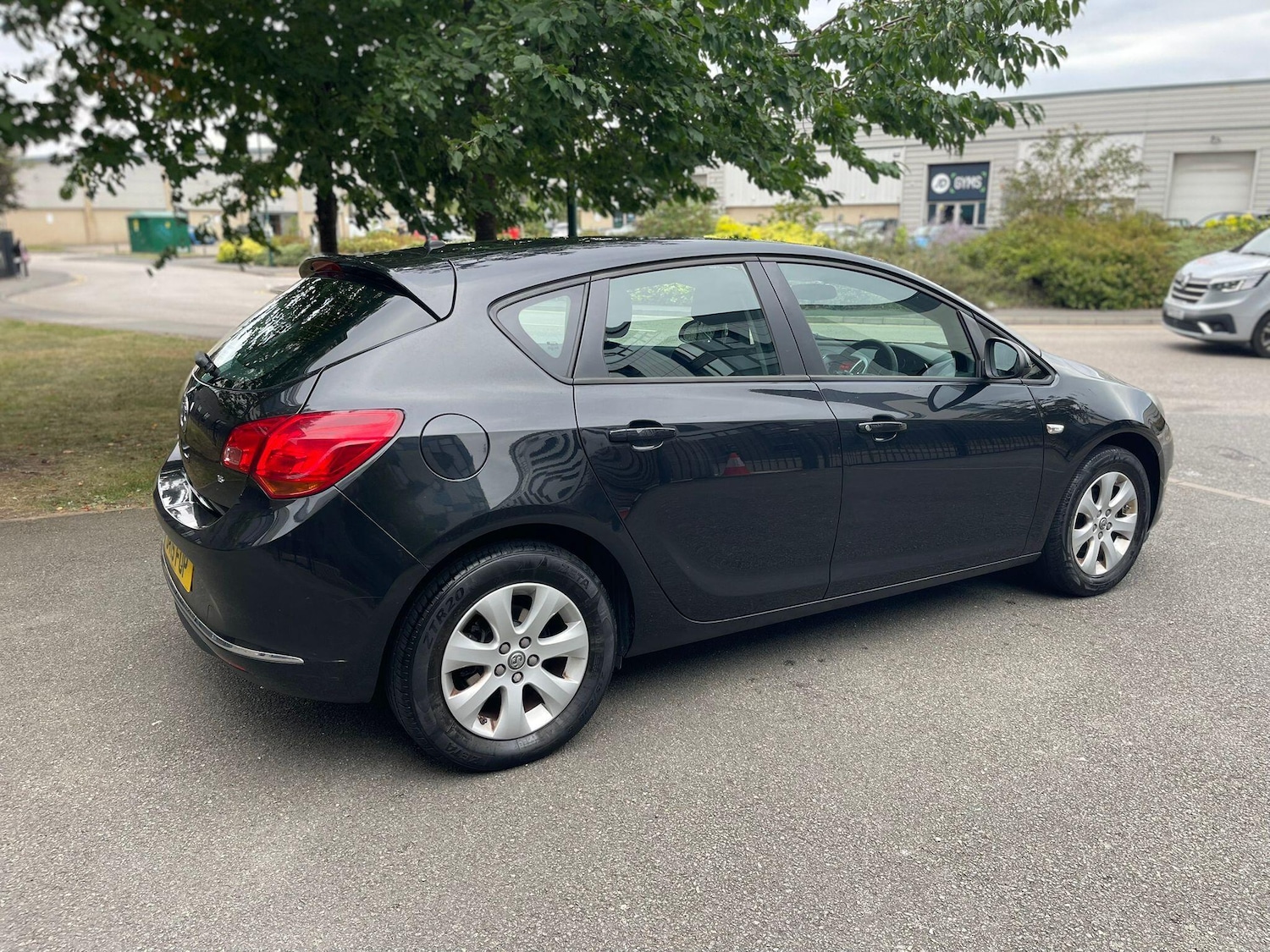 Used Vauxhall Astra 2015 for sale - 76584285: Photo 4