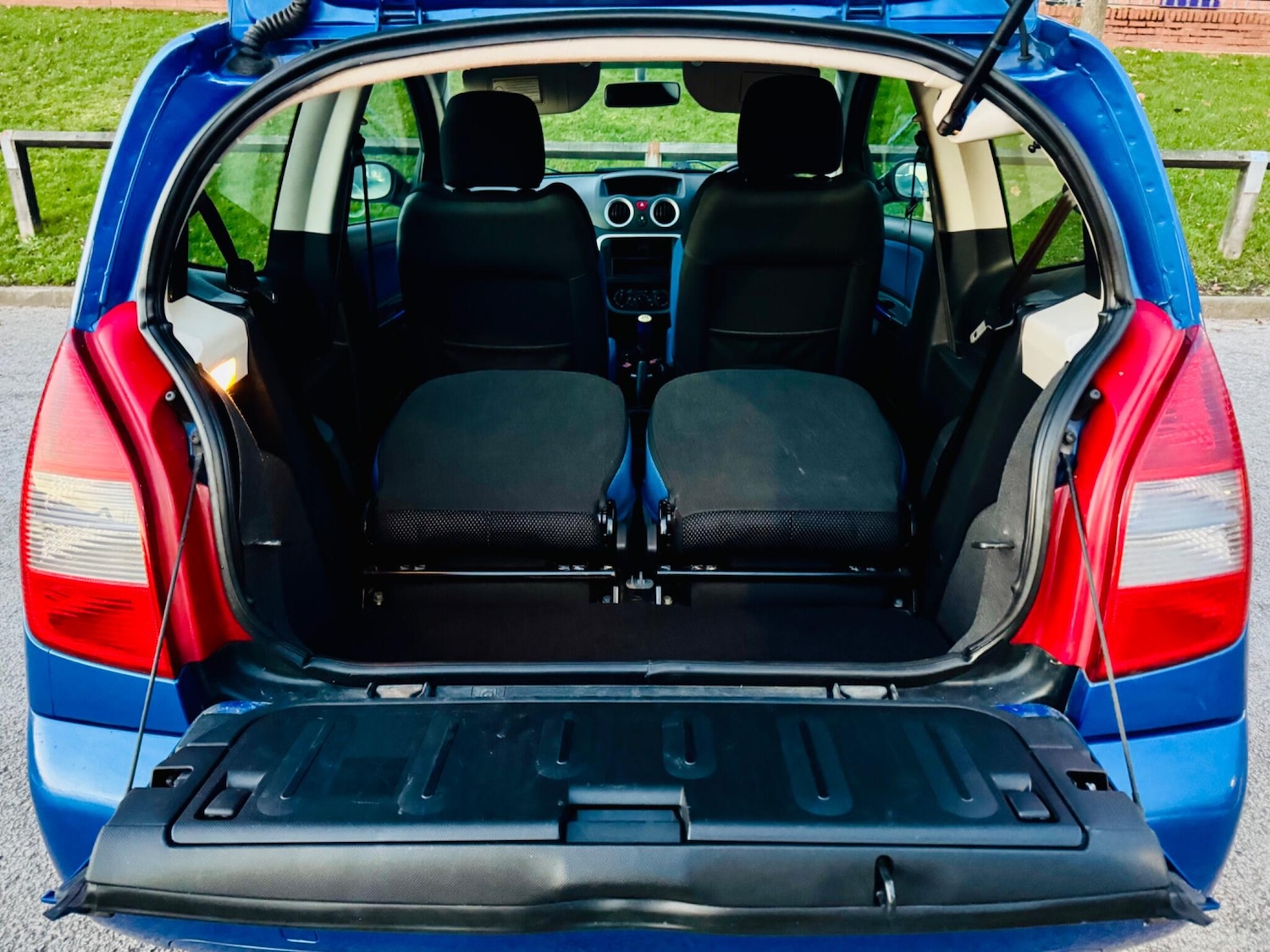 Used Citroen C2 2006 for sale - 76657785: Photo 13