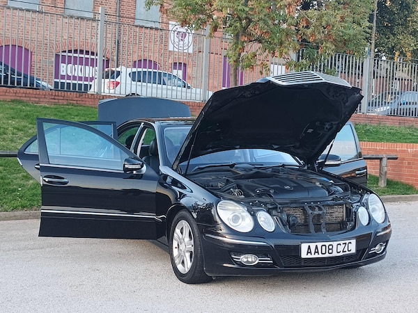 Used Mercedes-Benz E Class 2008 for sale - 76260477: Photo 14