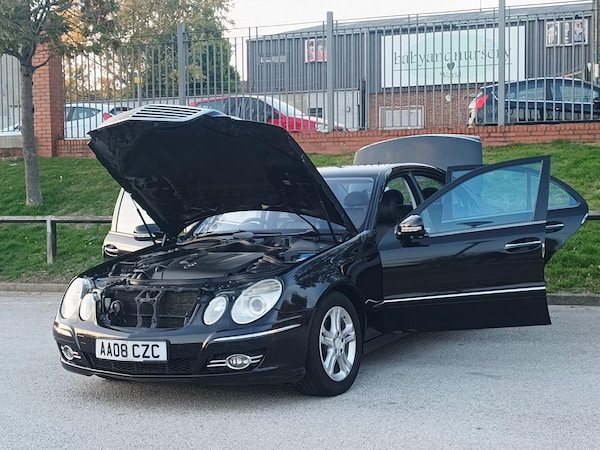 Used Mercedes-Benz E Class 2008 for sale - 76260477: Photo 15