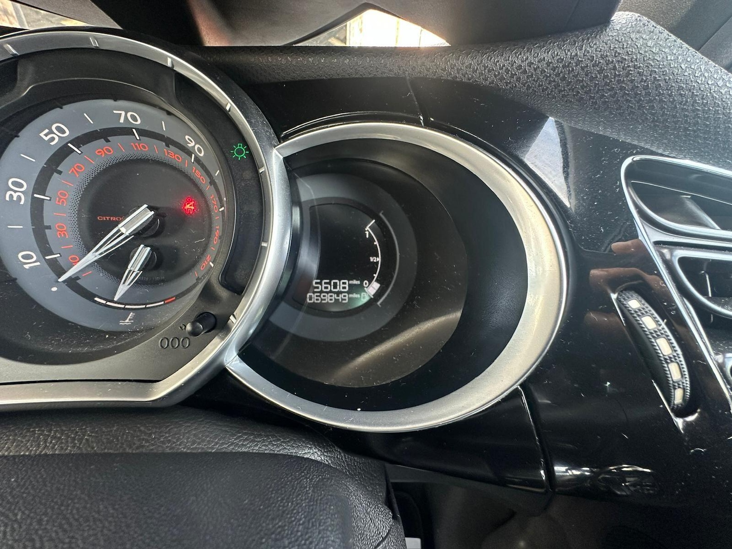 Used Citroen DS3 2014 for sale - 76584208: Photo 21