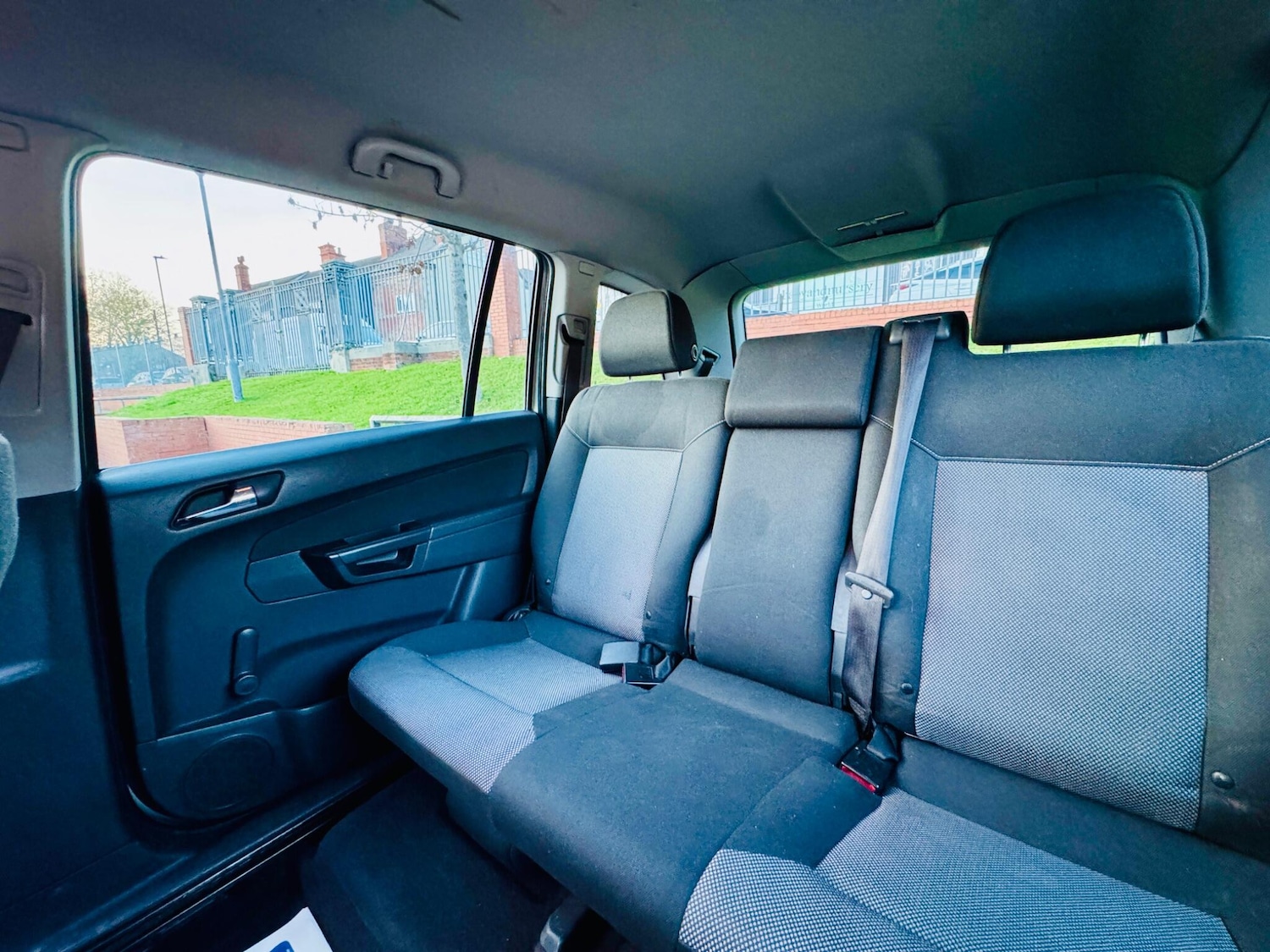 Used Vauxhall Zafira for sale - 76592484: Photo 16