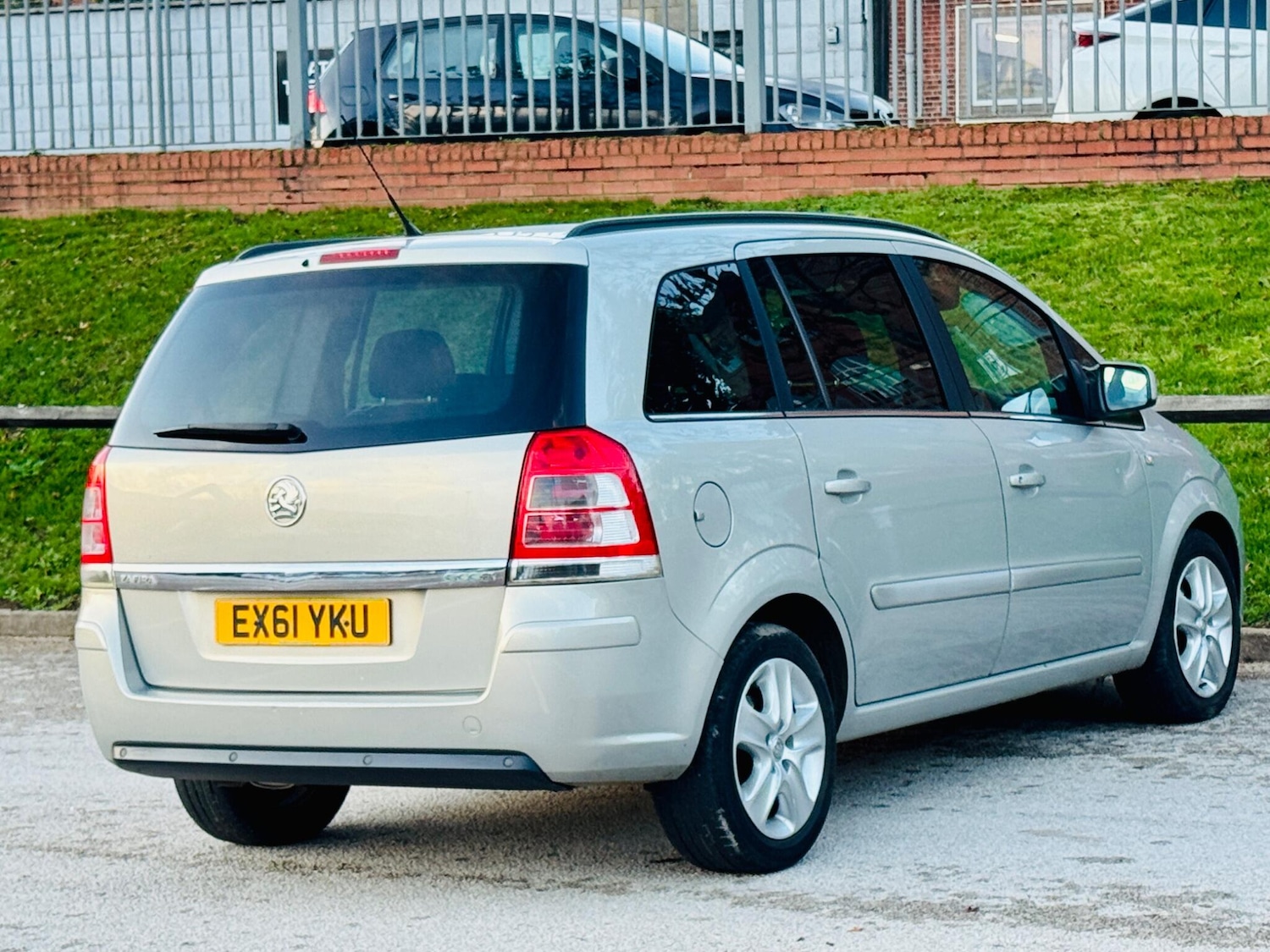Used Vauxhall Zafira for sale - 76592484: Photo 23