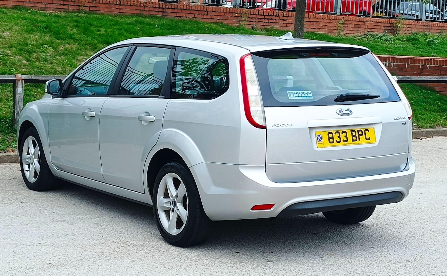 Used Ford Focus 2010 for sale - 76317865: Photo 4