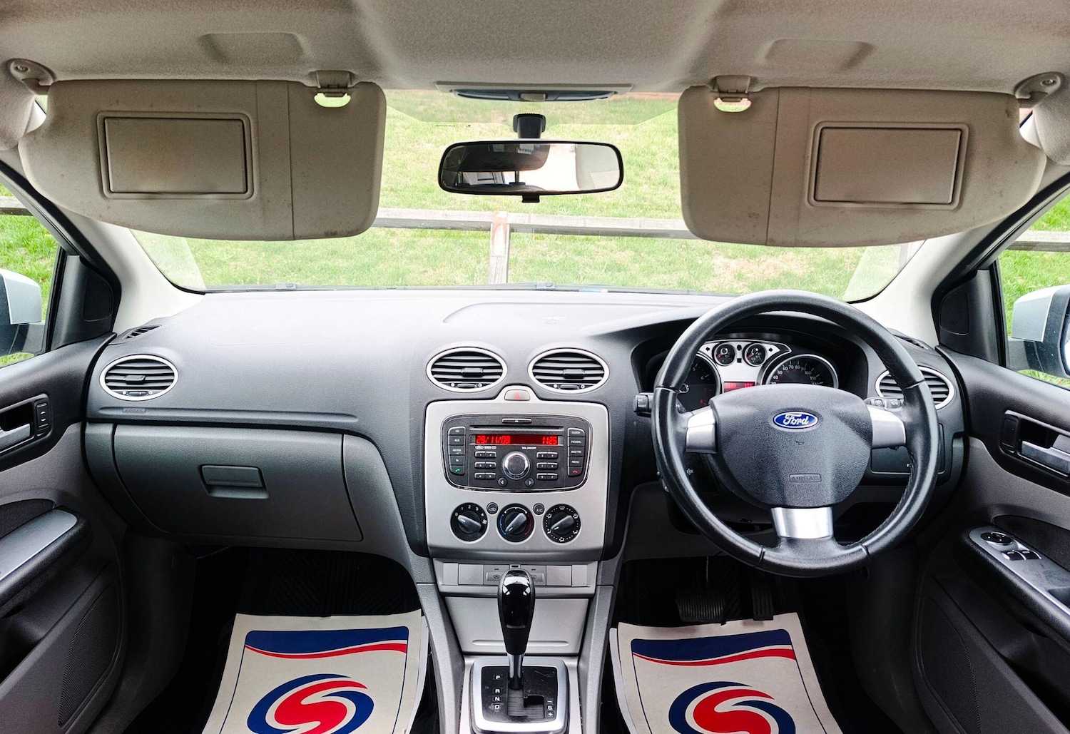 Used Ford Focus 2010 for sale - 76317865: Photo 7