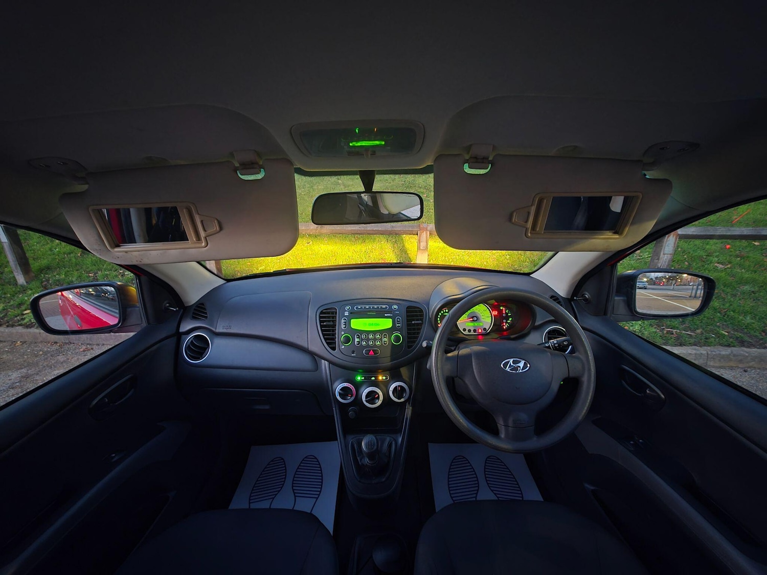 Used Hyundai i10 2010 for sale - 76632828: Photo 22