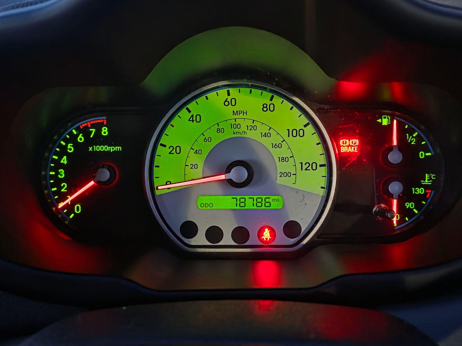 Used Hyundai i10 2010 for sale - 76632828: Photo 25