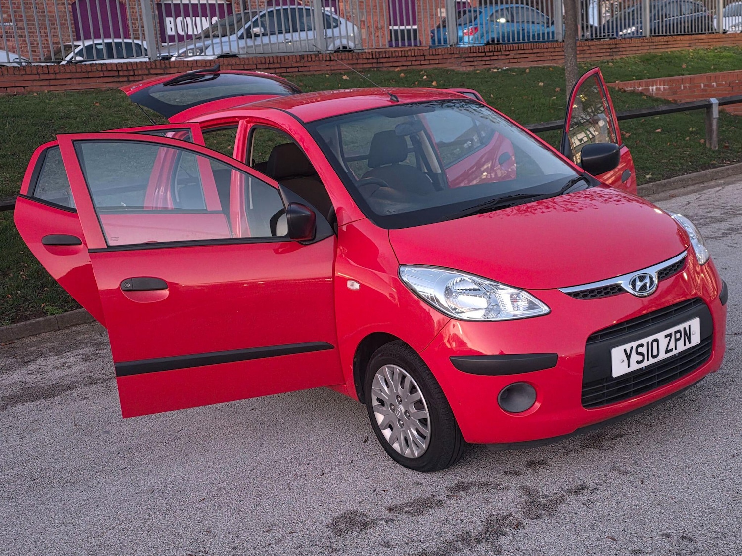 Used Hyundai i10 2010 for sale - 76632828: Photo 7