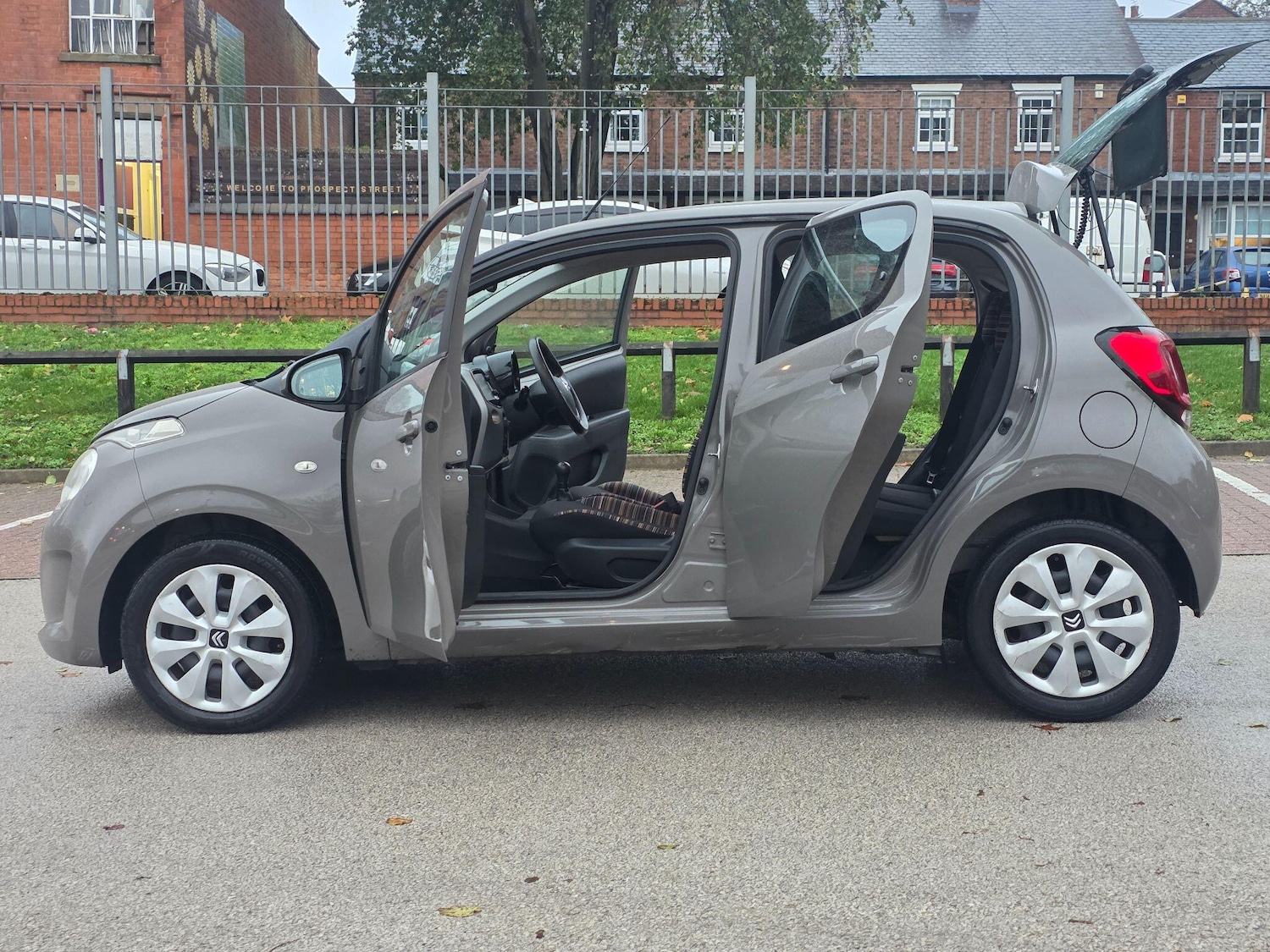 Used Citroen C1 2015 for sale - 76633038: Photo 42