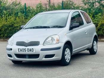 Used Toyota Yaris 2005 for sale - 74758132: Photo