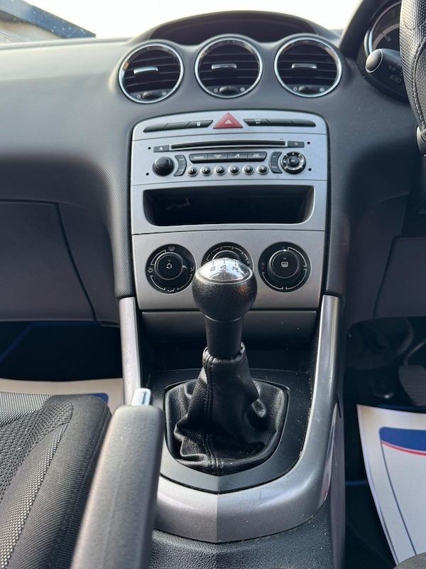 Used Peugeot 308 2012 for sale - 76259401: Photo 19