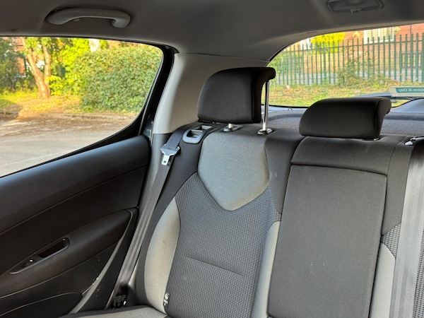 Used Peugeot 308 2012 for sale - 76259401: Photo 21