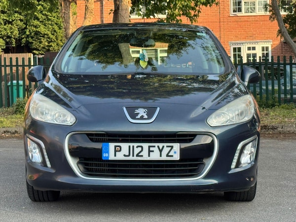 Used Peugeot 308 2012 for sale - 76259401: Photo 4