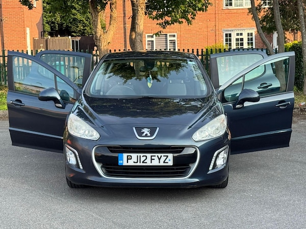 Used Peugeot 308 2012 for sale - 76259401: Photo 7