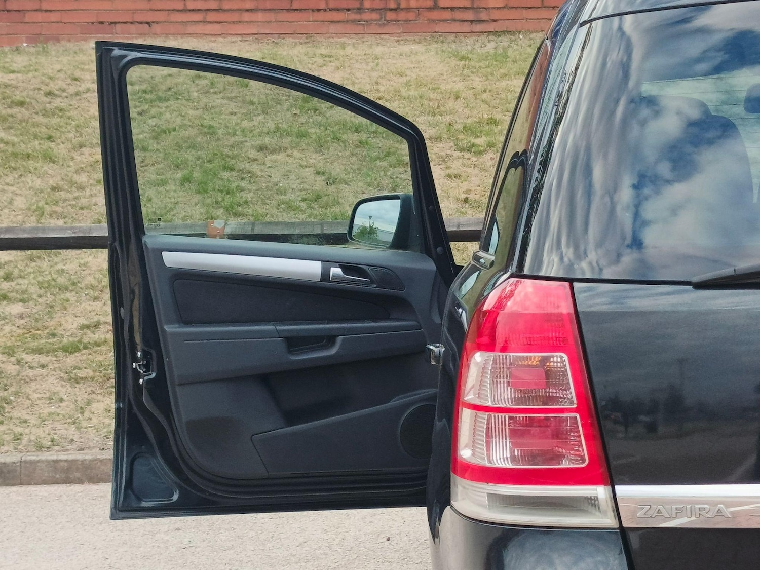 Vehicle 28