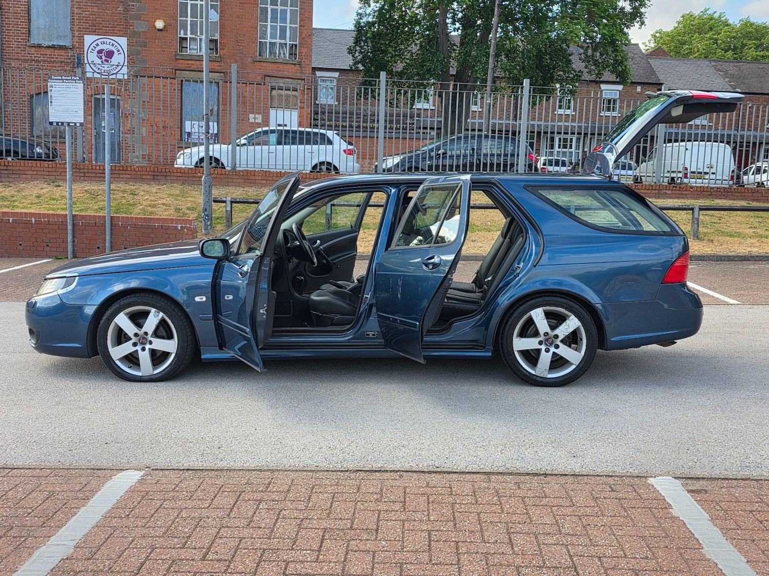 Used Saab 9-5 for sale - 76473918: Photo 9