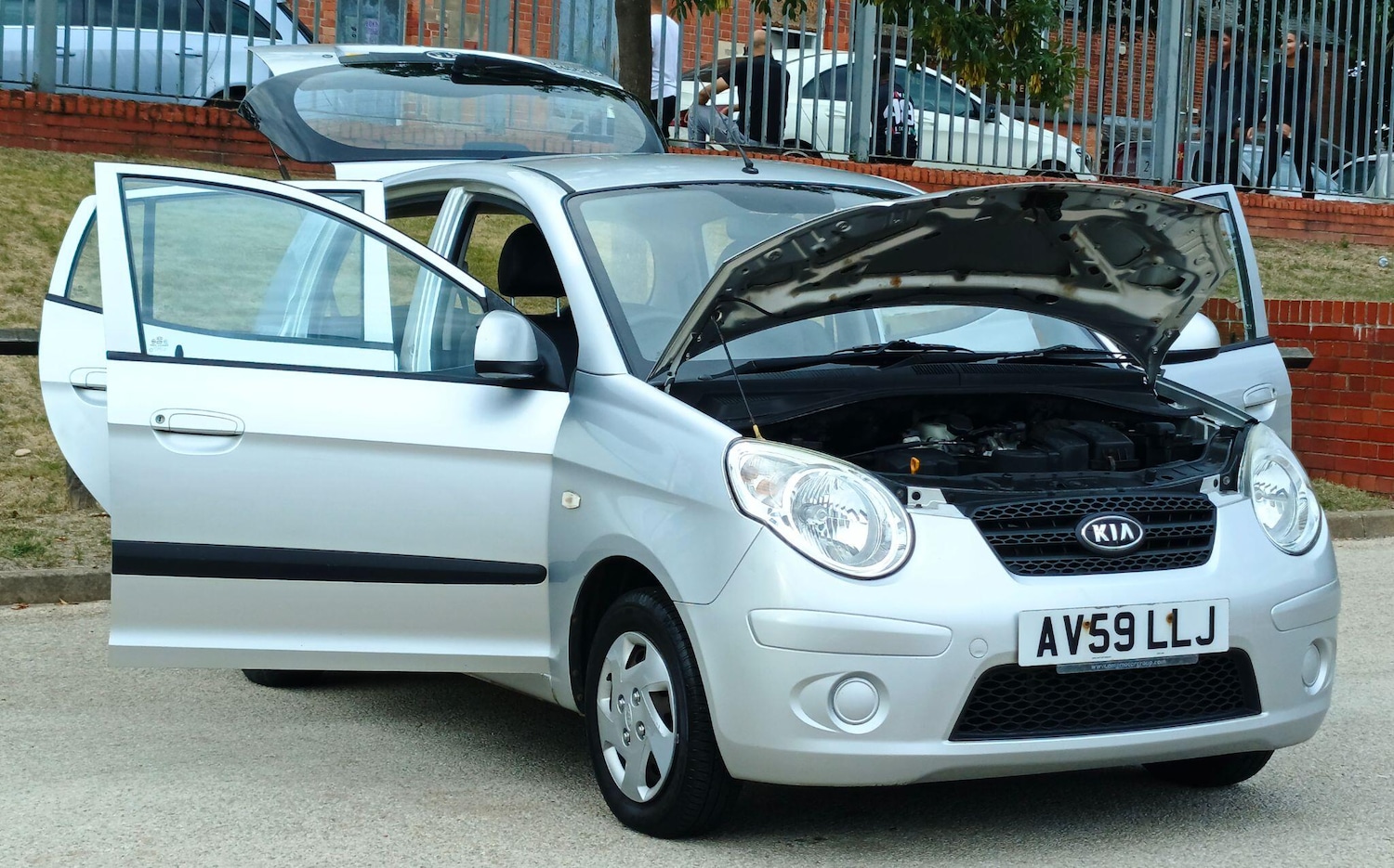 Used Kia Picanto 2009 for sale - 76337873: Photo 12