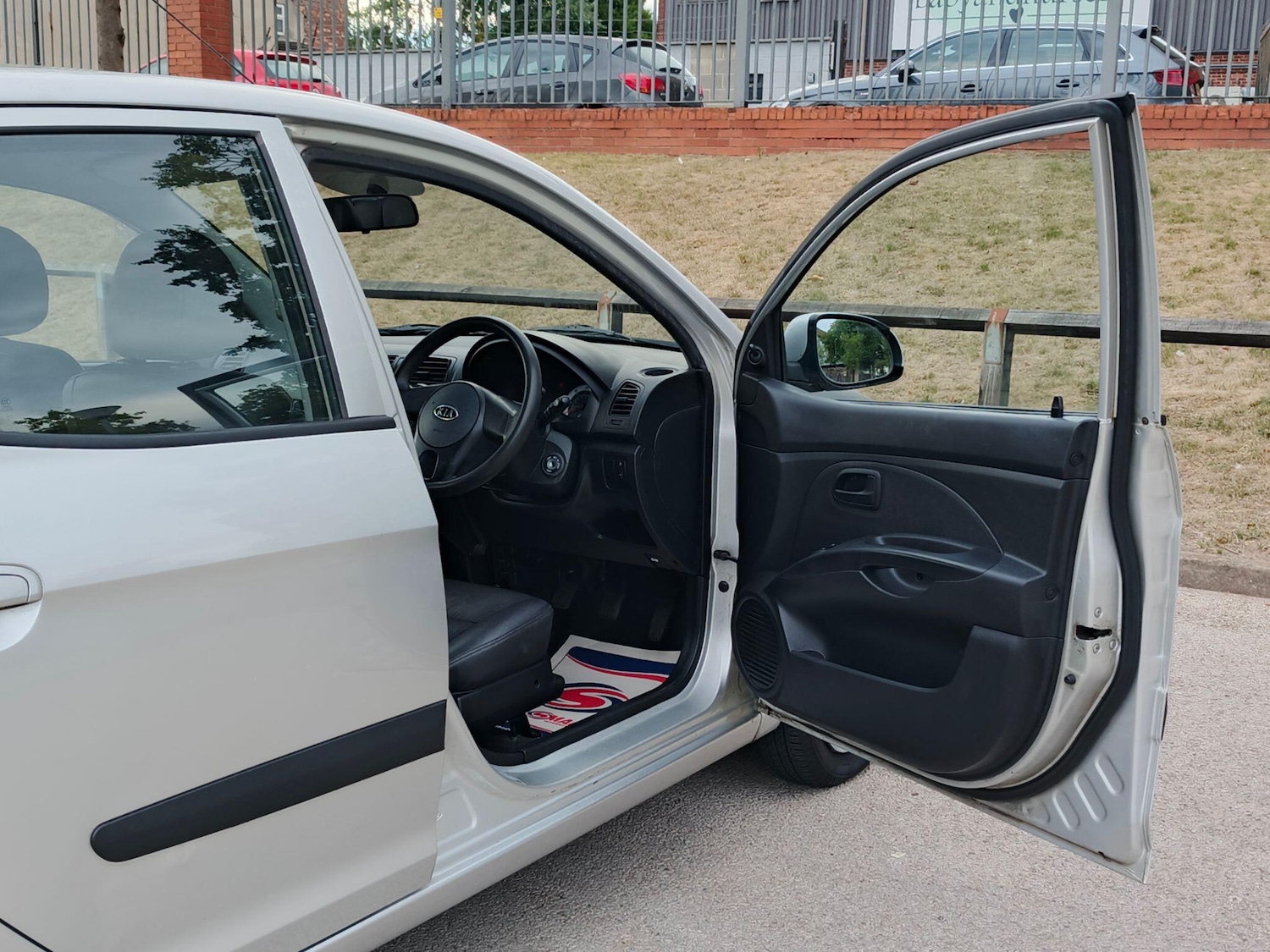 Used Kia Picanto 2009 for sale - 76337873: Photo 29