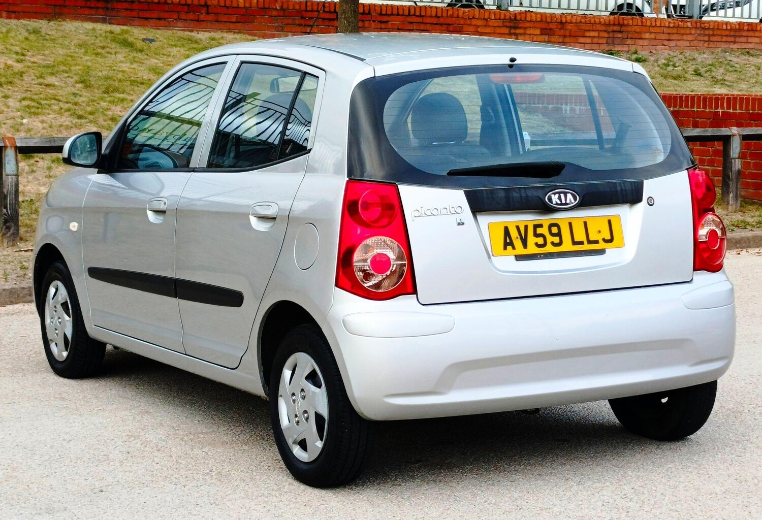 Used Kia Picanto 2009 for sale - 76337873: Photo 4