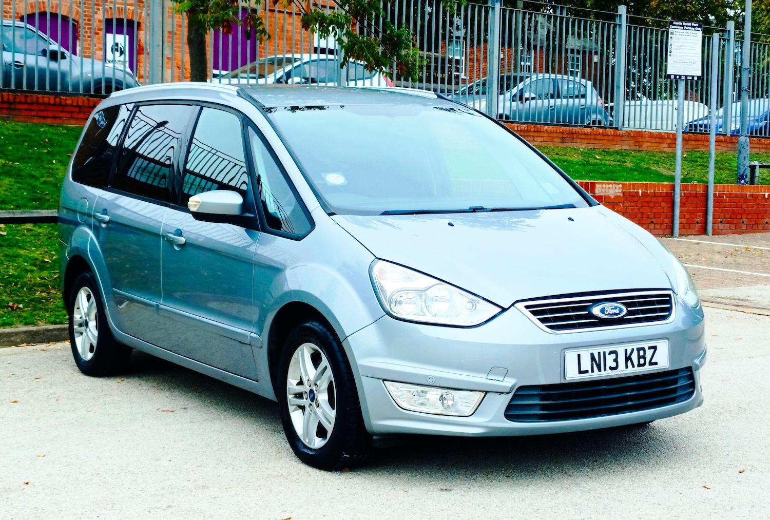 Used Ford Galaxy 2013 for sale - 76361075: Photo 1