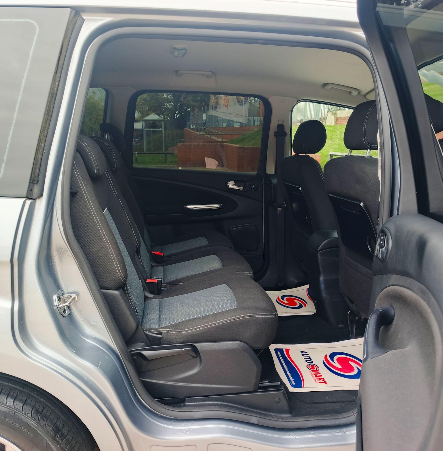 Used Ford Galaxy 2013 for sale - 76361075: Photo 14