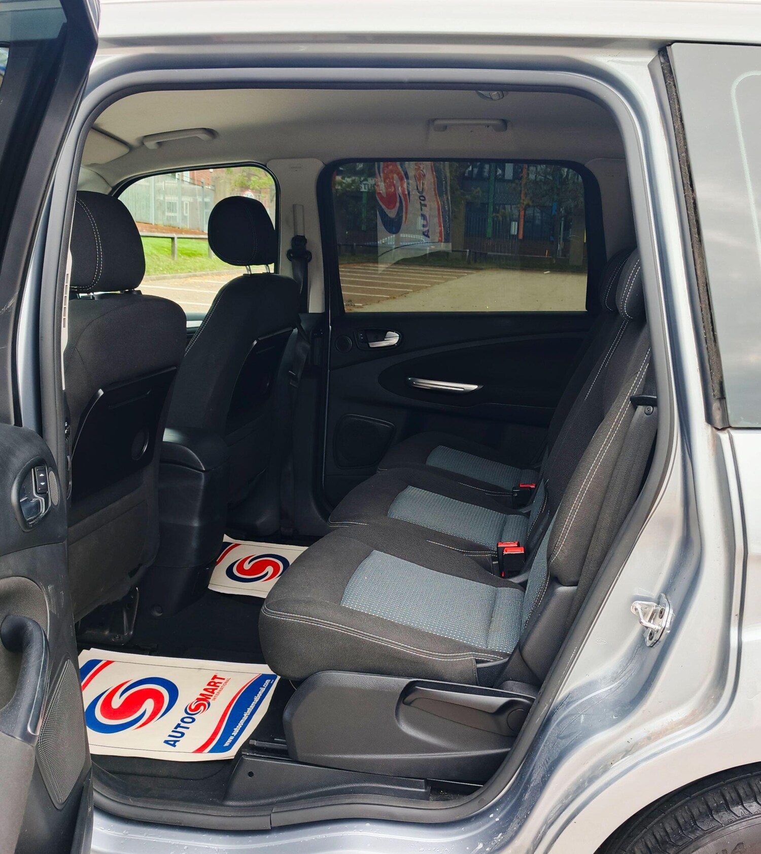 Used Ford Galaxy 2013 for sale - 76361075: Photo 15