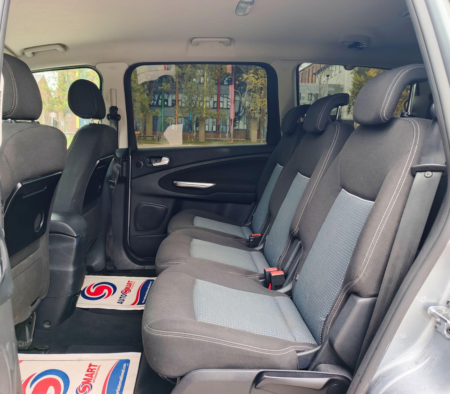 Used Ford Galaxy 2013 for sale - 76361075: Photo 25