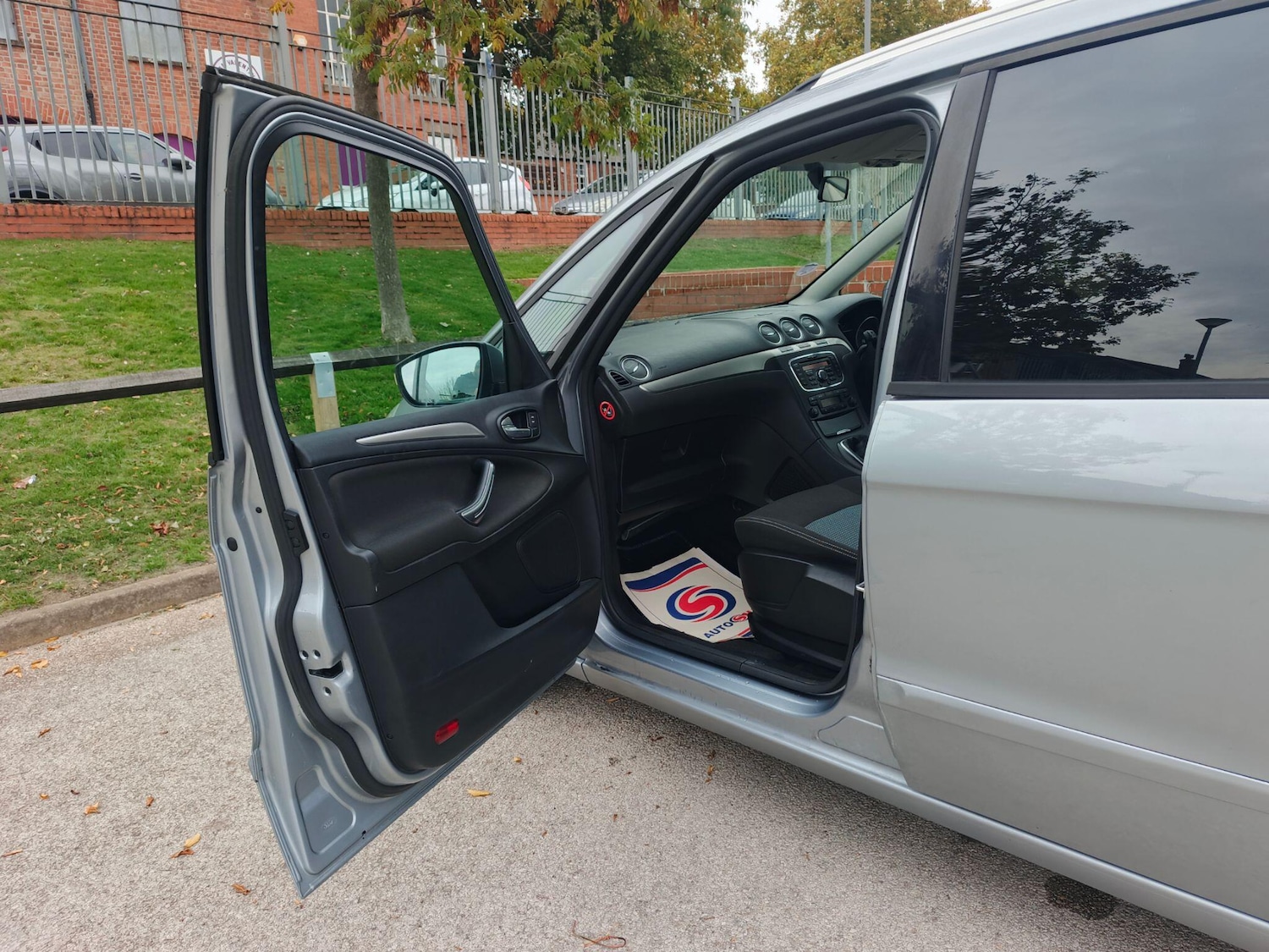 Used Ford Galaxy 2013 for sale - 76361075: Photo 35