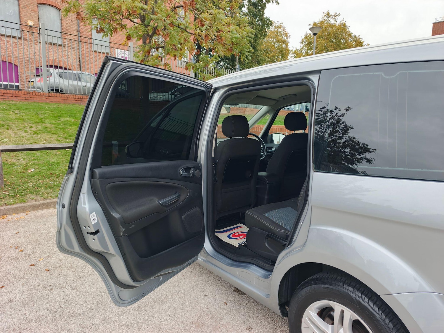 Used Ford Galaxy 2013 for sale - 76361075: Photo 36